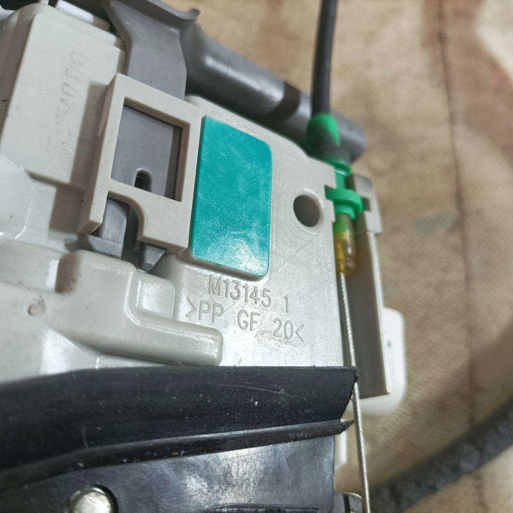 фото №12, Audi s5 a5 8w8 18- замок дверь левый перед задняя usa