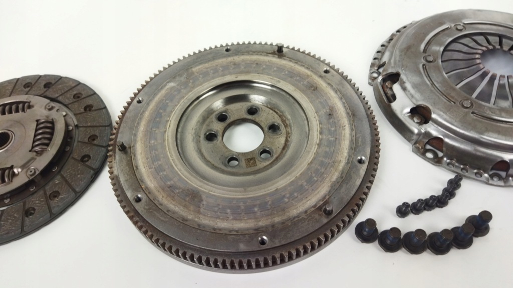 фото №4, Fabia iii 1.6 mpi сцепление диск 04e105269e