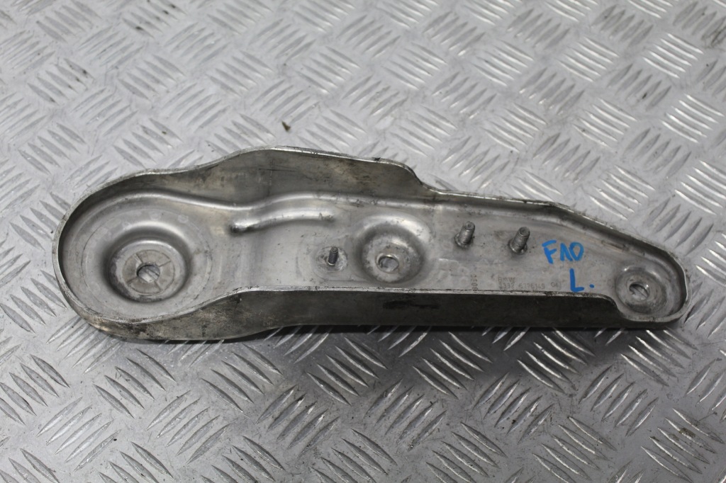 фото №1, Кронштейн підвіска лівий задня bmw 5 f10 f11 lift