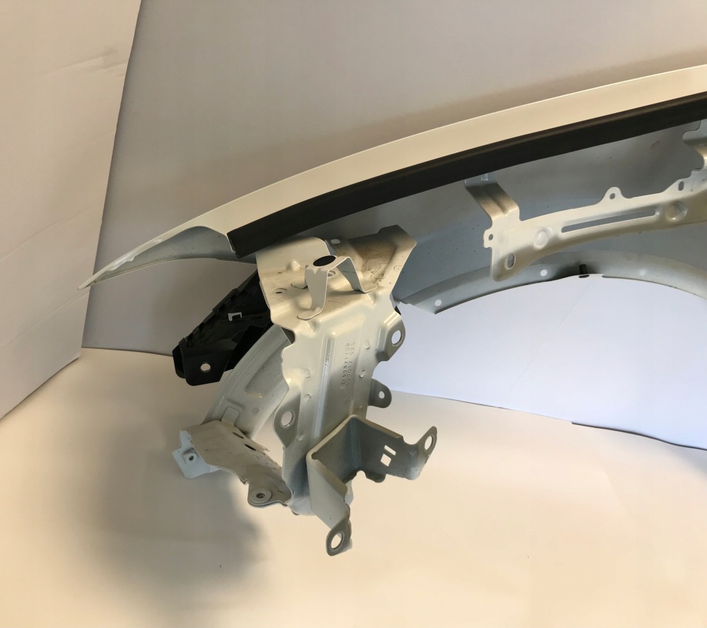 фото №11, Крылья правый передний l0k1 touareg iii r-line 760821106