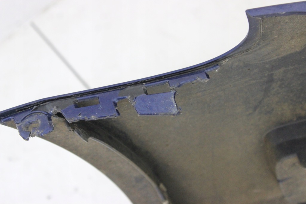 Audi a3 ii 8p lift 2008r- бампер перед передний решётка радиатора lx5q - код лакокрасочного покрытия Оригинал