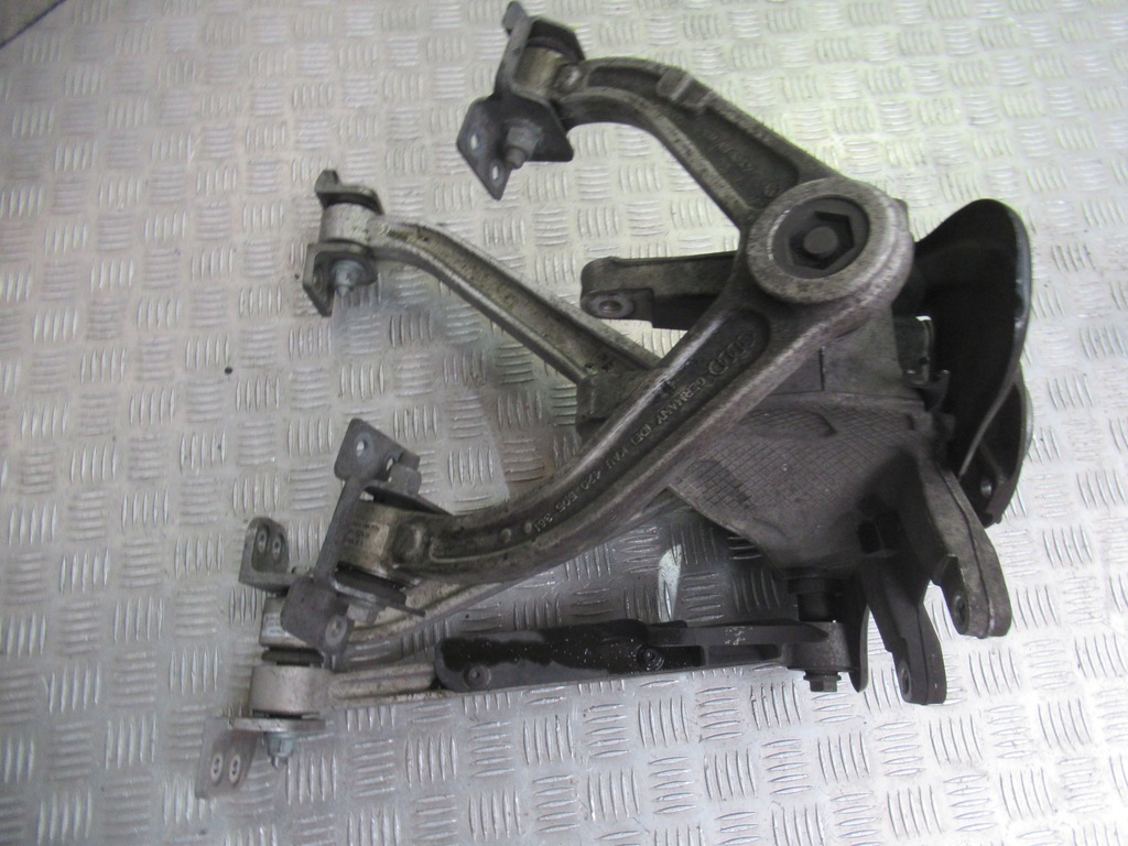 фото №6, Audi r8 420 підвіска поворотний кулак права правий задня