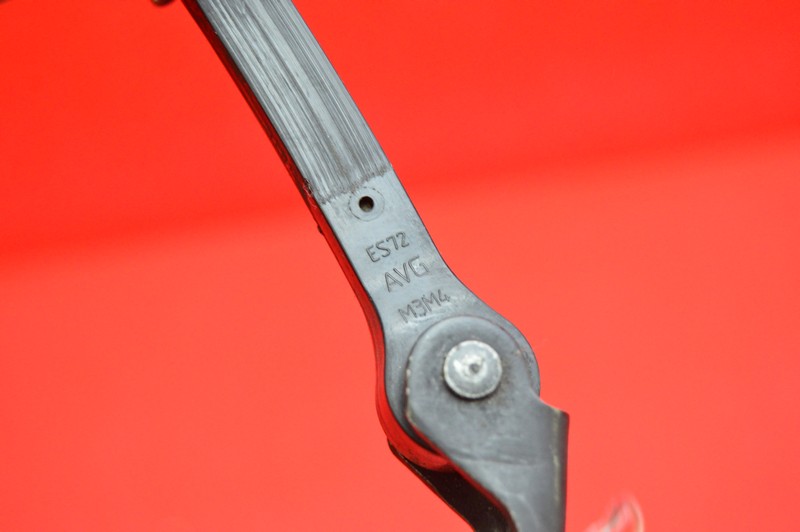 фото №7, Обмежувач двері лівий перед peugeot 301 15r