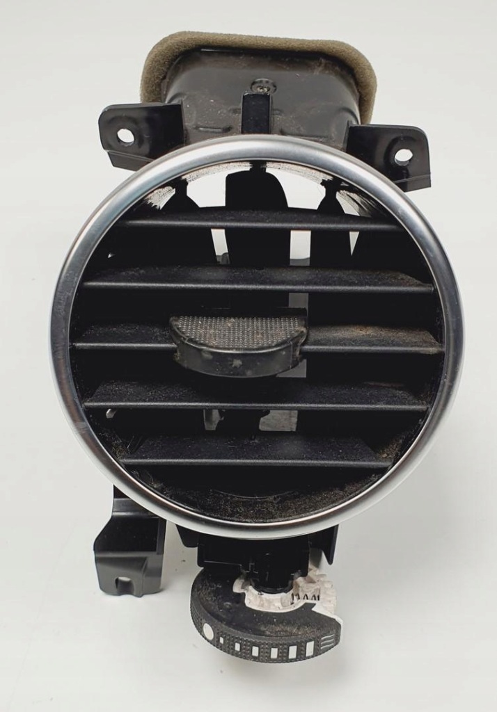 фото №1, Решётка обдув левая discovery iv l319 ah22-01454-d