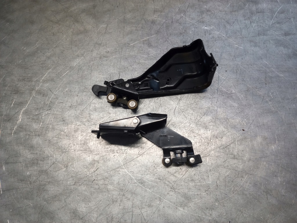 Купити Підрамник двері розсувних лівих тріщина ролик citroen c8