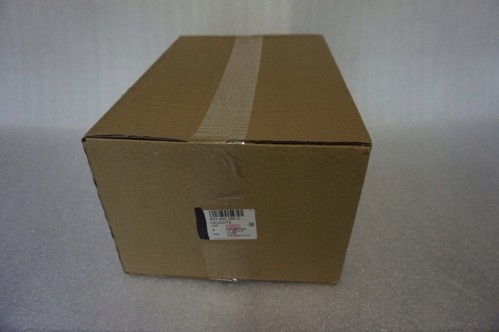 фото №12, Audi a3 8v лампа задняя правая led 8v4945094c