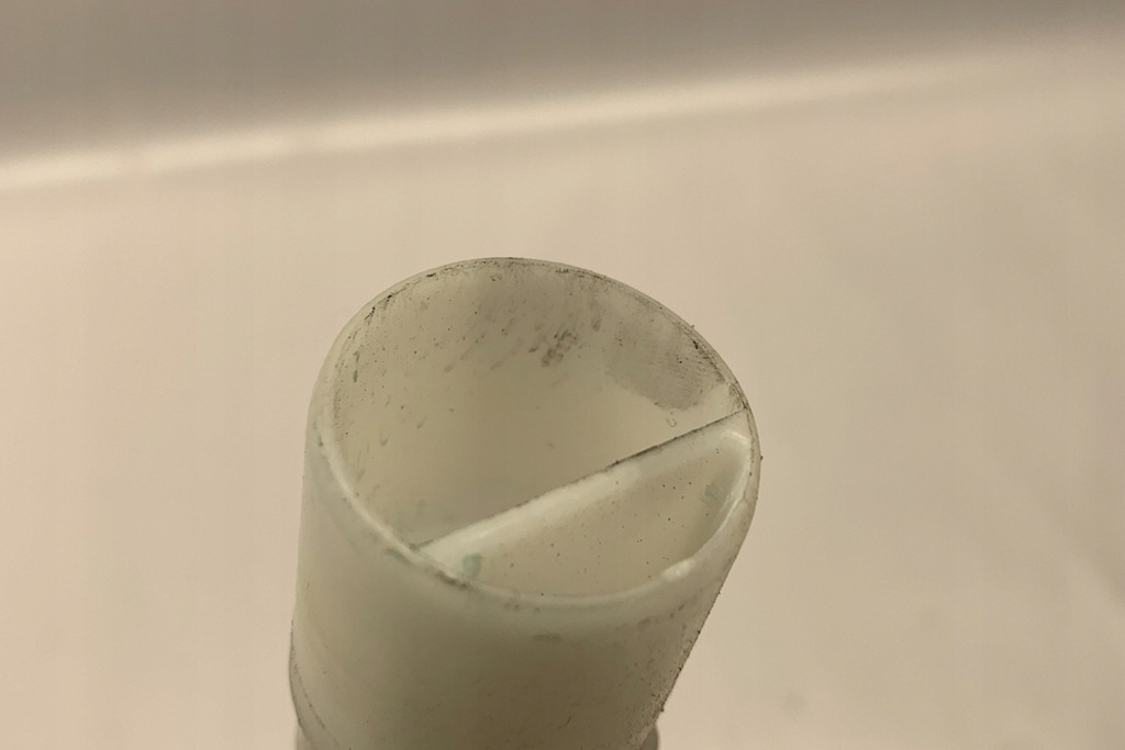 фото №10, Заливна горловина бака омивача chevrolet camaro 13227300 3.6l бензиновий 250kw