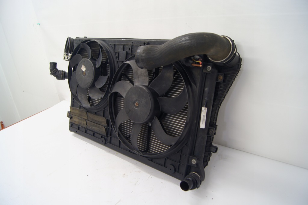 фото №8, Комплект радиатор audi a3 04r 2.0tfsi eu 1k0121207g