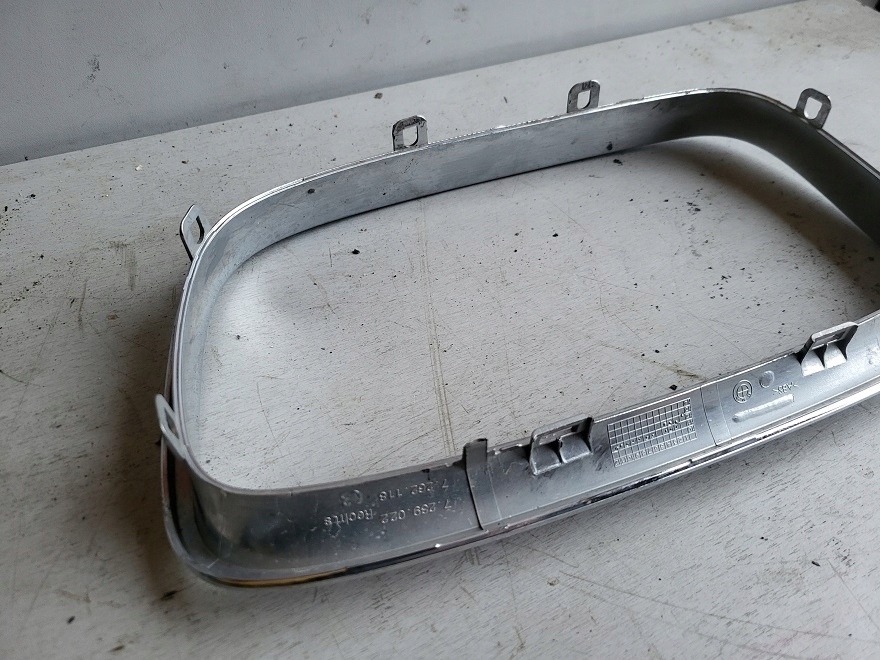 фото №4, Bmw 1 f20 f21 рамка решётка радиатора хром решётки радиатора перед правая оригинал 7239022