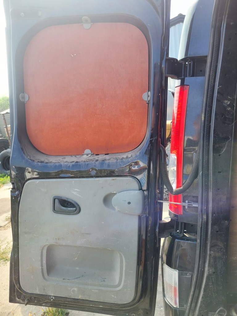 фото №4, Дверь правое задние задняя trafic ii vivaro primastar