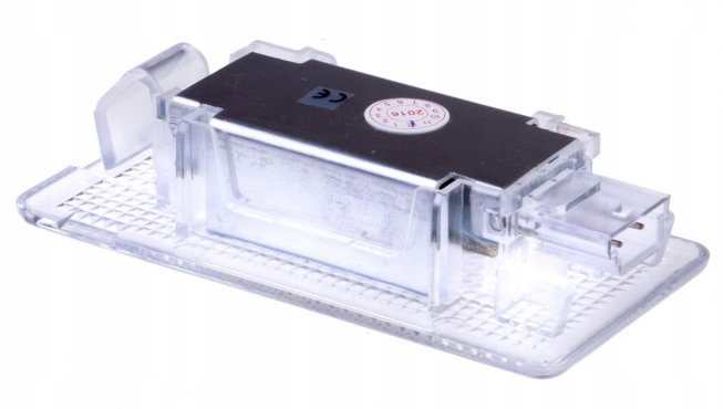 фото №4, Лампа салона led освещение багажника bmw 1 e88