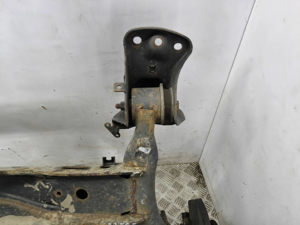 фото №3, Volkswagen t-roc 2018 балка задні