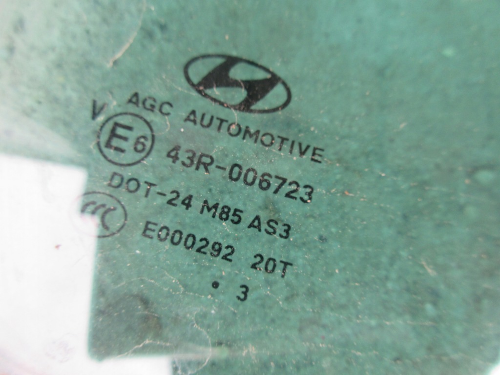 фото №2, I ix35 lift стекло левый задняя