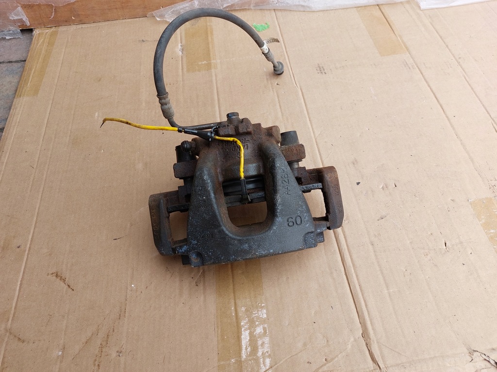 фото №1, Суппорт тормозной левый перед velar l560 19r