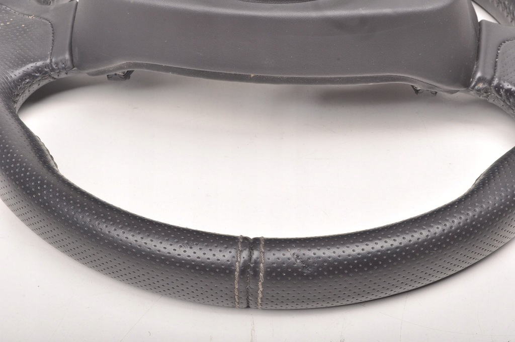 фото №13, Aston martin vantage 4.7 воздуховод кожаный 8d33-3600