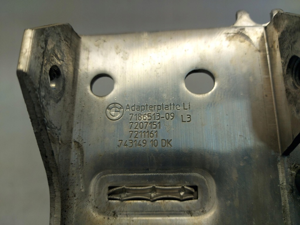 Bmw f10 m5 m6, 2013 кронштейн кронштейн интеркулер радиатора левый 7186513 Недорого