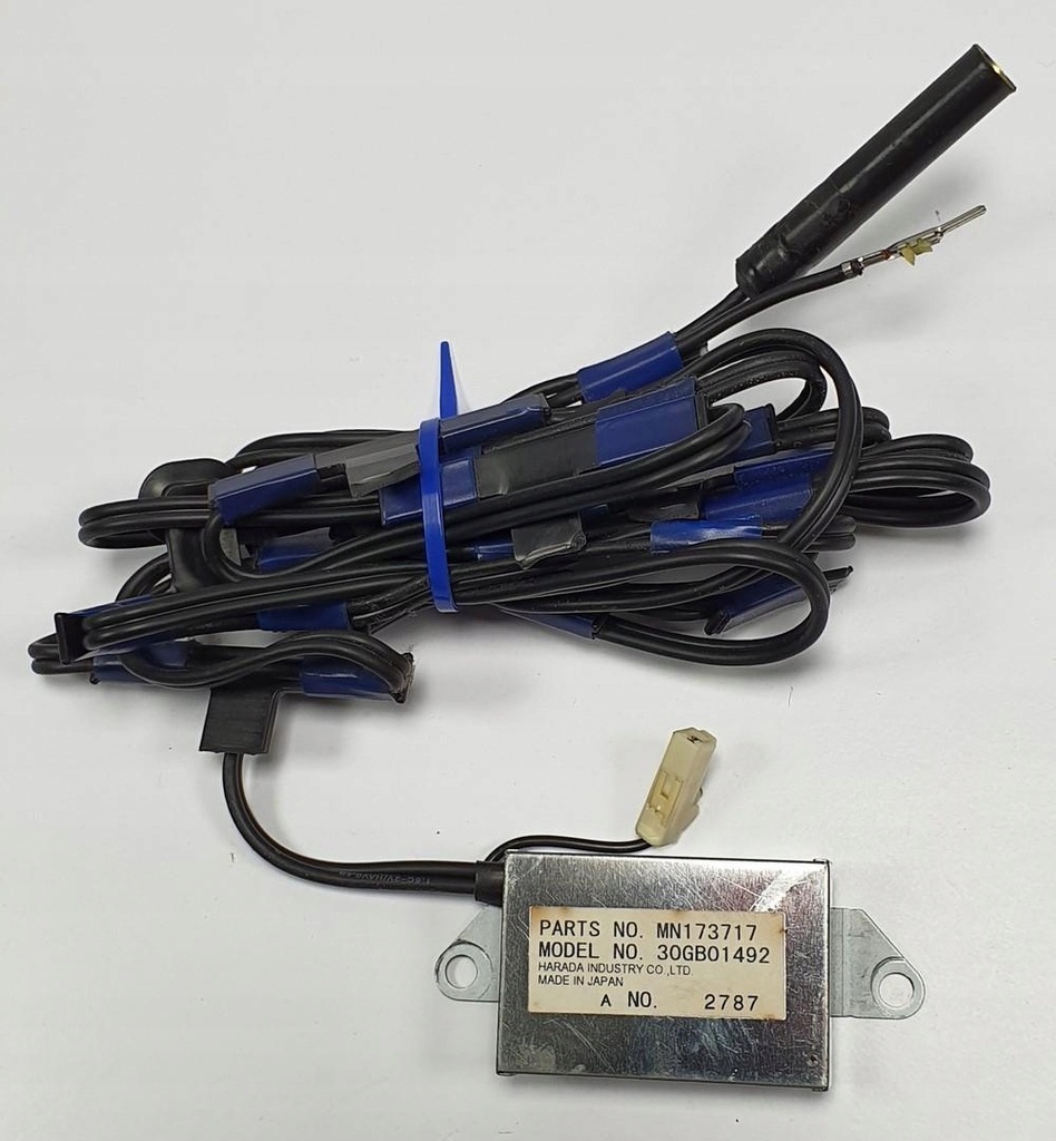 фото №1, Усилитель антенны шланг mitsubishi grandis