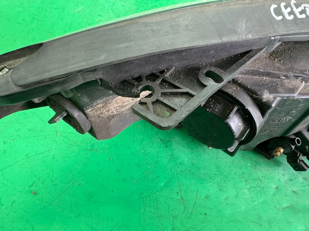 фото №9, Лампа ліва передня перед 92101-1h000 kia ceed i 1 06-09 europa