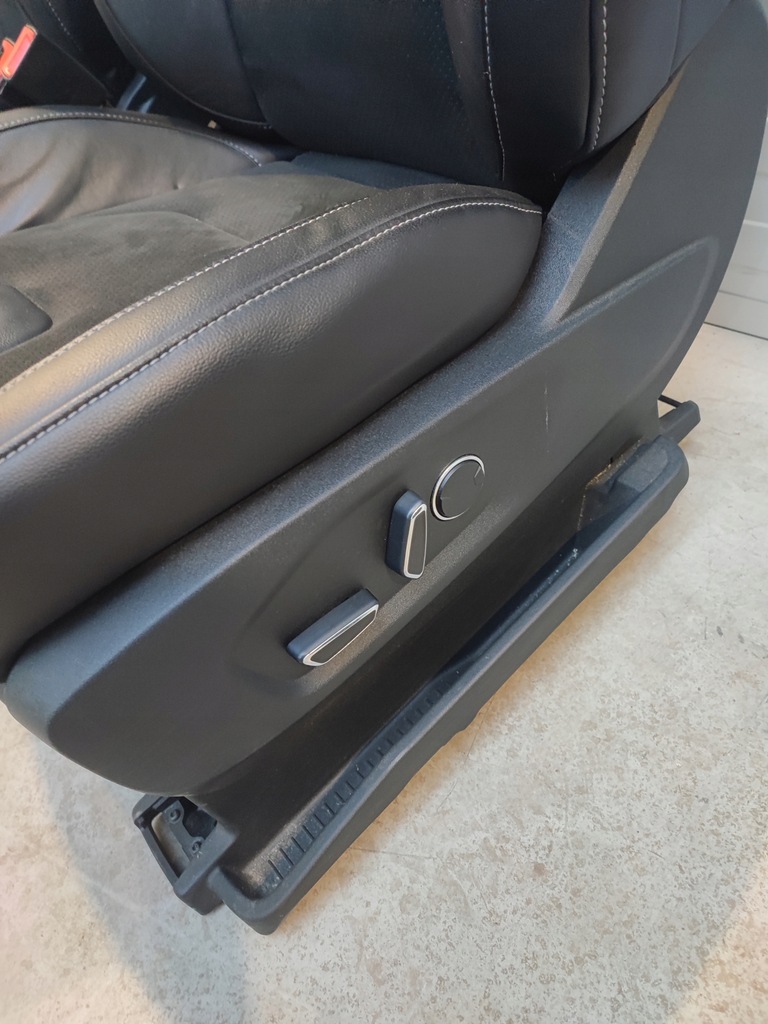 фото №7, Сиденья заднее сиденье обшивки пластики ford galaxy mk4