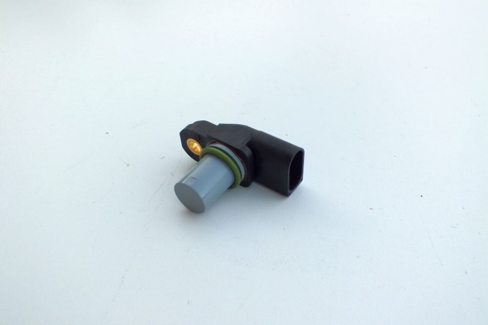 фото №1, Bmw e39 e46 e60 20d 30d датчик вала распределительного вала оригинальный номер