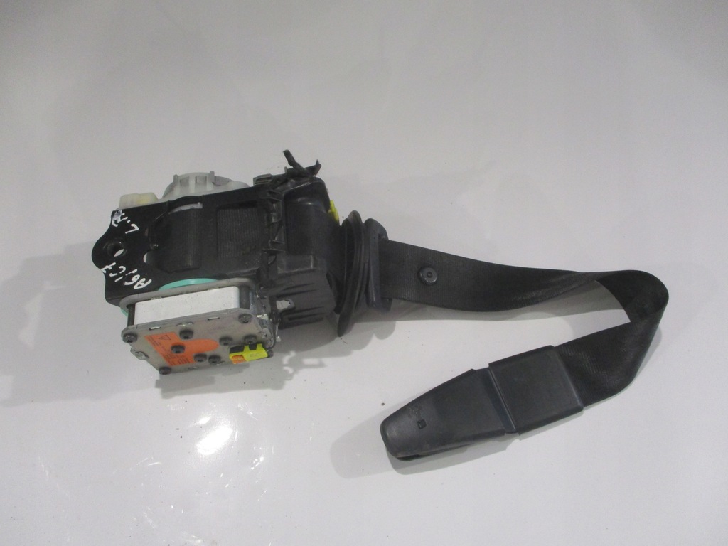 фото №1, Pas безопасности левый перед a6 c7 0715g82115 4g8857705f