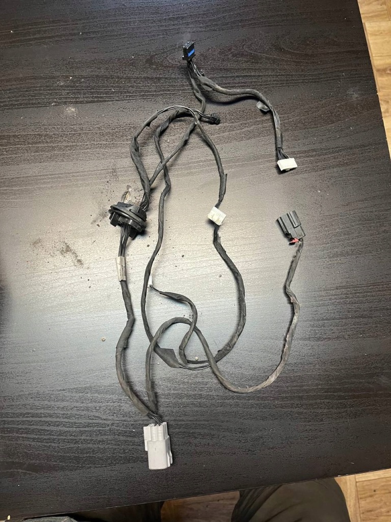 фото №1, Шланг электрический toyota corolla e21 combi