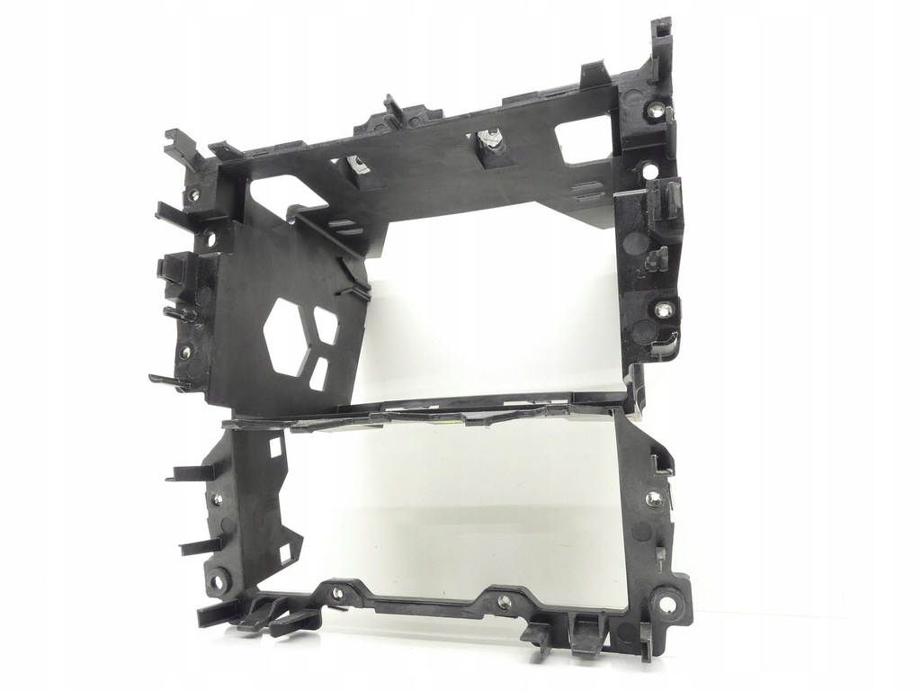 фото №1, Корзина корпус кишеня радіо vw golf vi 5k0858089d