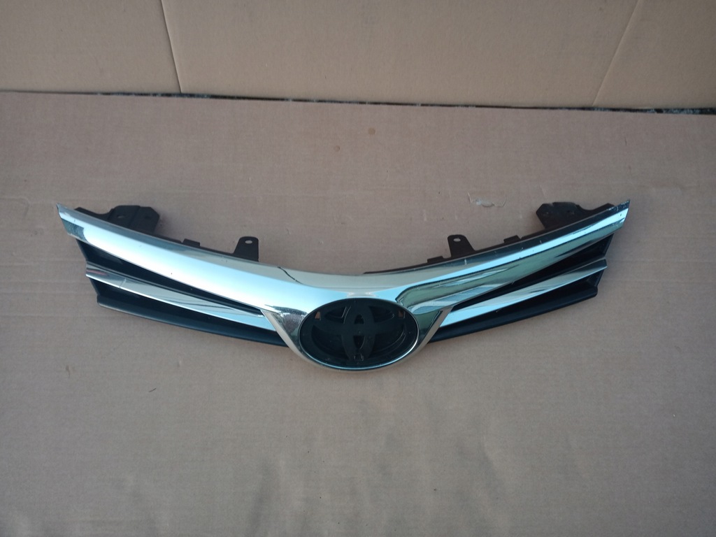 фото №1, Toyota corolla e16 lift решётка радиатора решётка радиатора 53111-02a80