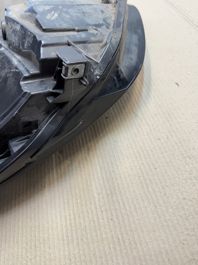 Фара левая передняя tesla model 3 y рестайлинг  левый перед 151495200e Доставка