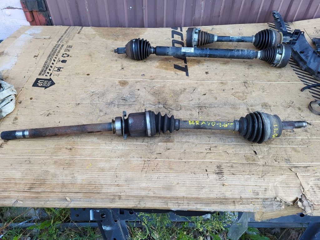 фото №1, Fiat bravo ii 1.6 mjet приводной вал правая