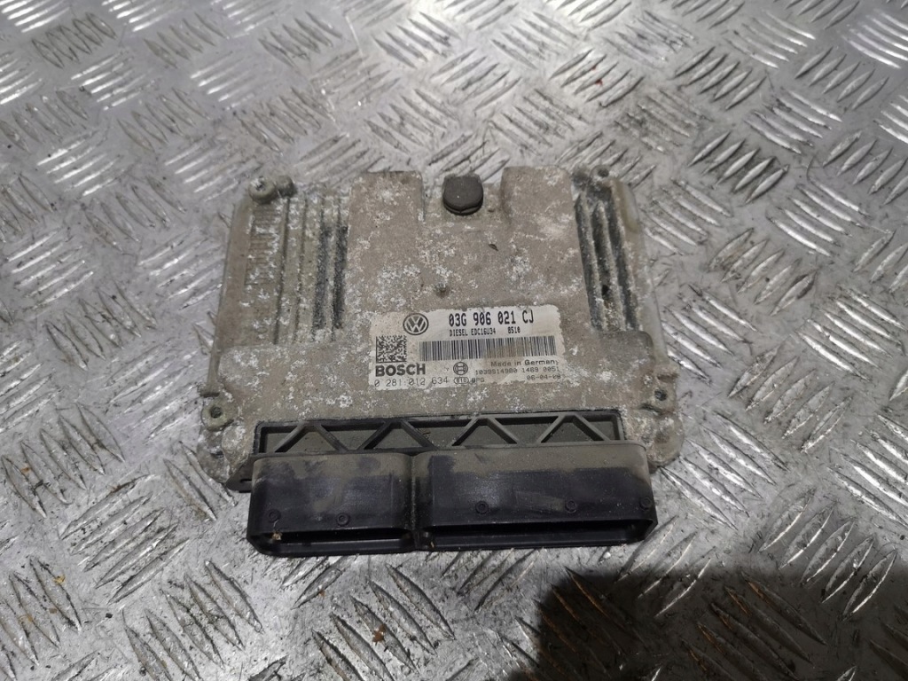 фото №1, Skoda octavia ii бортовой компьютер 03g906021cj блок управления
