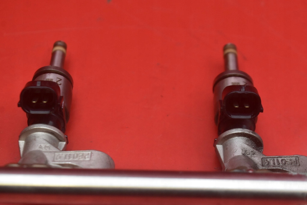 фото №9, Молдинг впрыскная форсунки pe0113250b mazda mx5 mx-5 iv nd 2.0 skyactiv 160km