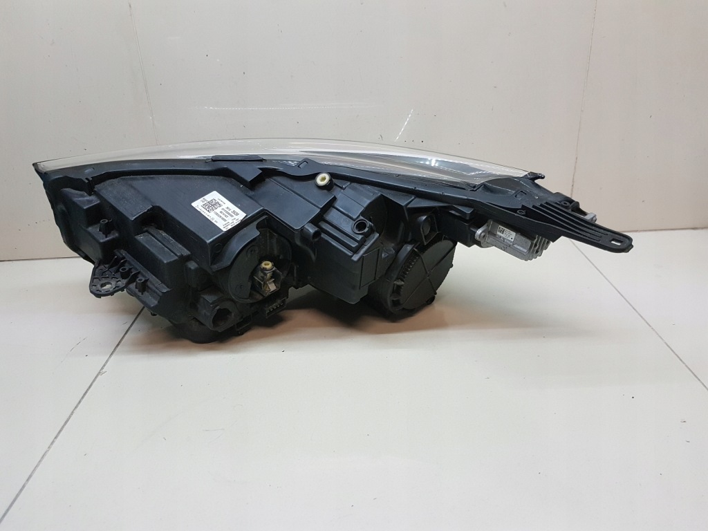 Opel crossland x 17- правый  фара перед full led 39153539 Доставка