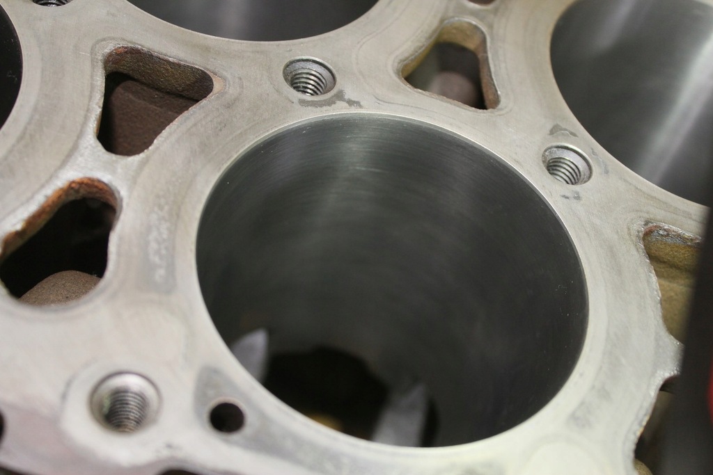 фото №5, Блок двигателя vw phaeton 3.2 fsi 022103021s bkl ayt