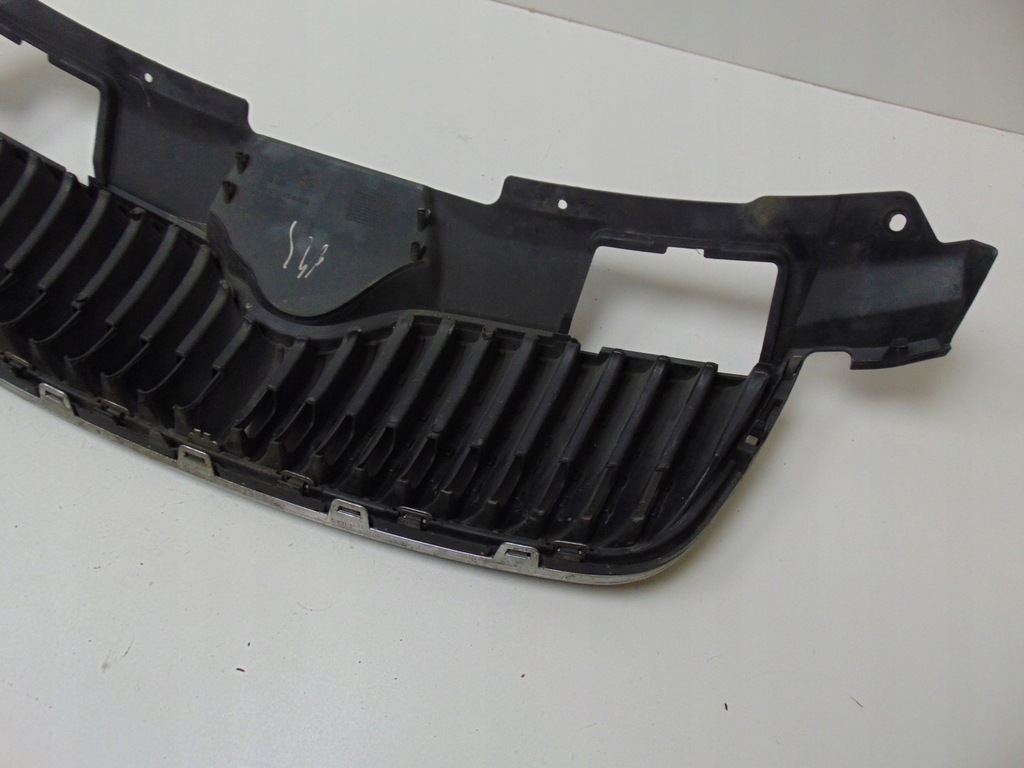 фото №8, Решётка радиатора решётка радиатора skoda fabia ii roomster 5j0853668a