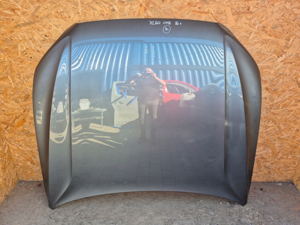 Купити Volvo xc60 2 2017- капот