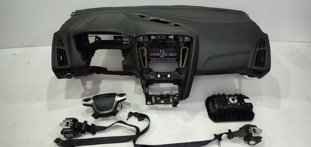 фото №1, Ford focus mk3 панель приладів консоль подушка безпеки ремені