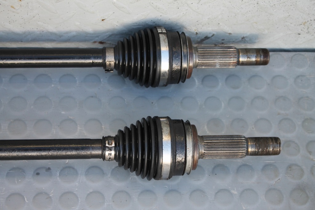 фото №5, Приводной вал задняя левая lub правая задняя toyota rav4 iv 2.2 d4d 12-18