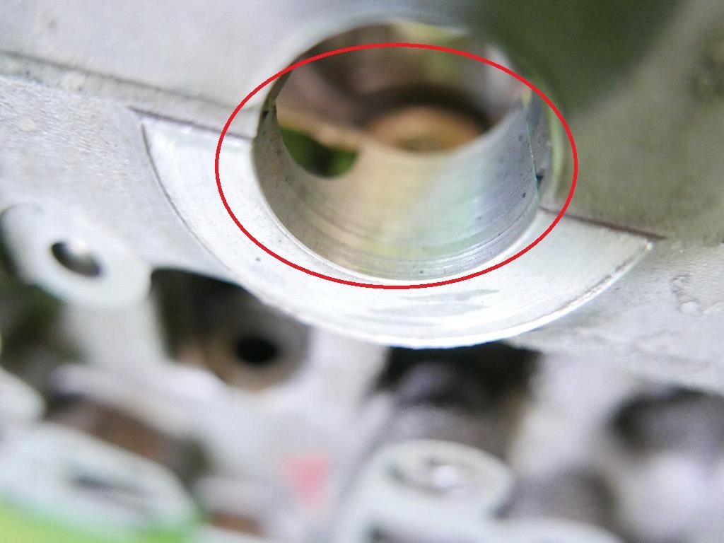 фото №8, Головка з клапанами nissan x-trail t30 2.0 16v qr20