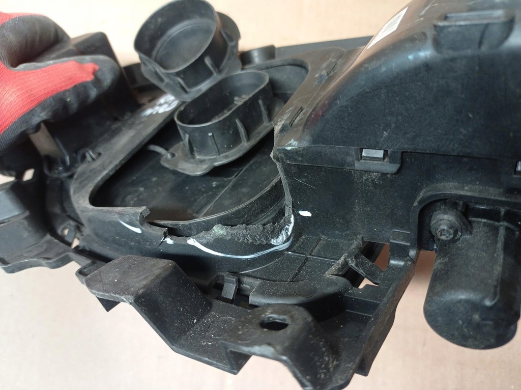 фото №9, Кришка заряджання kia niro ev 2