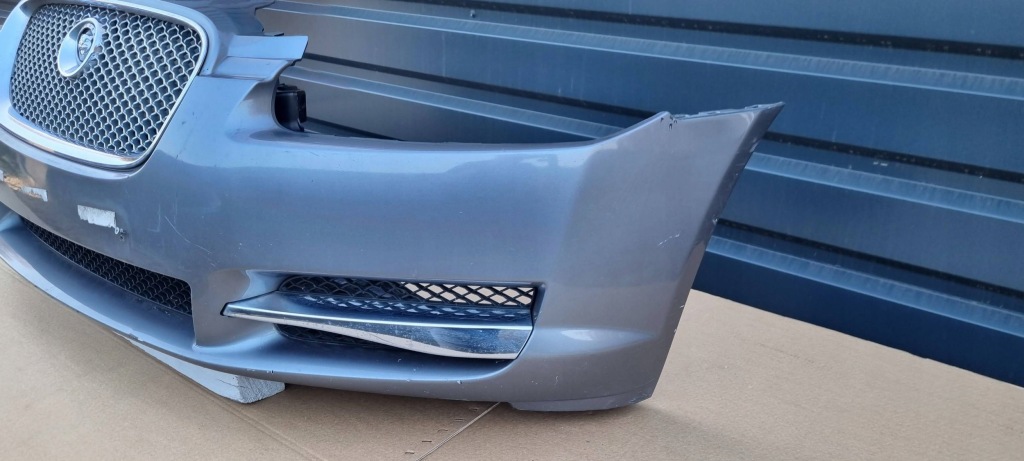 Jaguar xf x250 2007- бампер перед оригінал h056 Зі Шроту