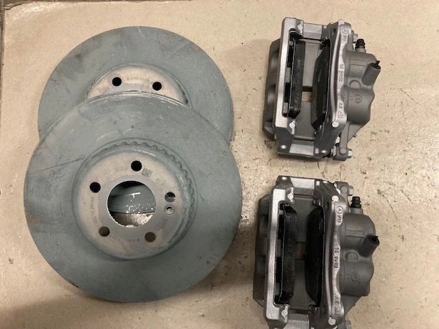 Купить Диск тормозная - оригинальный номер 000 421 27 12