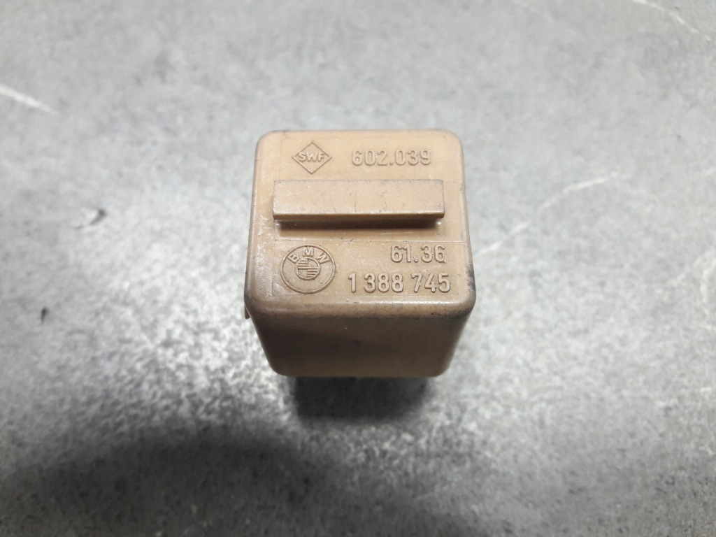 фото №1, 1388745 реле bmw