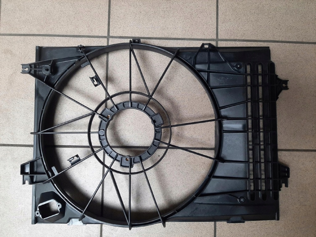 фото №1, Корпус захист вентилятора оригінал kia 253502e400