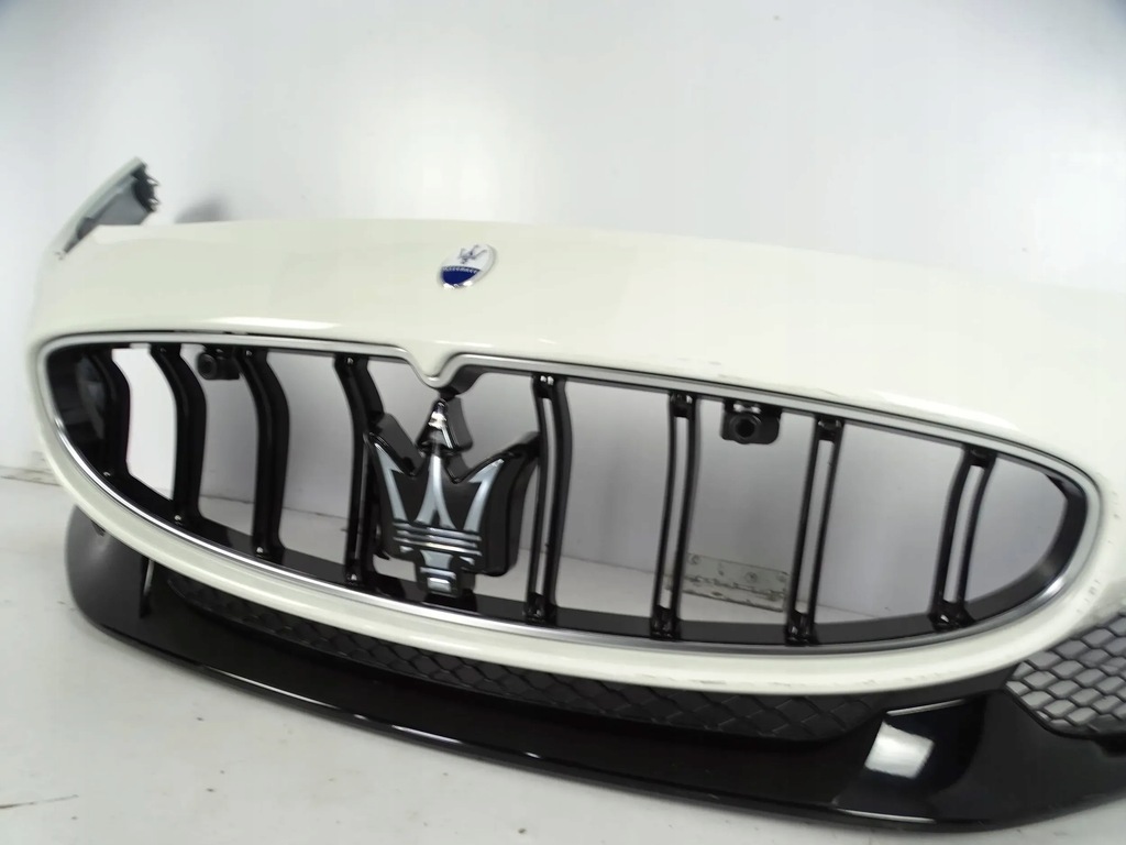 фото №8, Бампер перед передний maserati granturismo m189