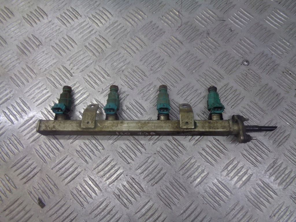 фото №1, Молдинг упорскування hyundai i20 1.2 35310-03000