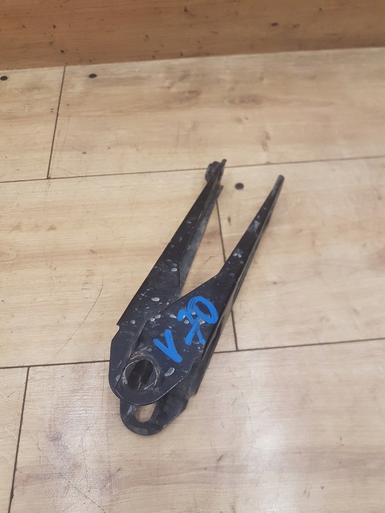 фото №1, Кронштейн кронштейн двигуна volvo v70 2.4 16v