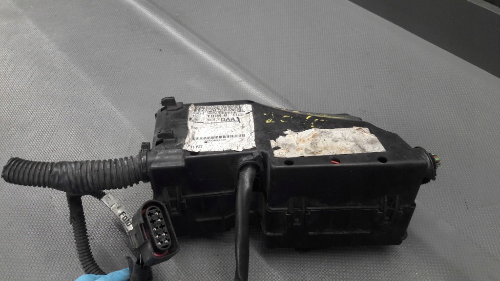 фото №9, 8m5t14k733 коробка предохранителей ford focus mk2