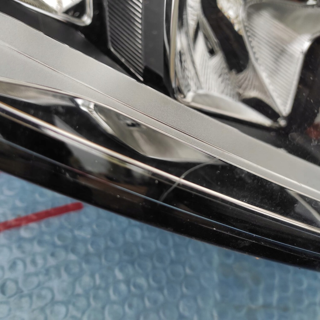 фото №5, Audi a1 82a лампа правая europa оригинал идеальное состояние