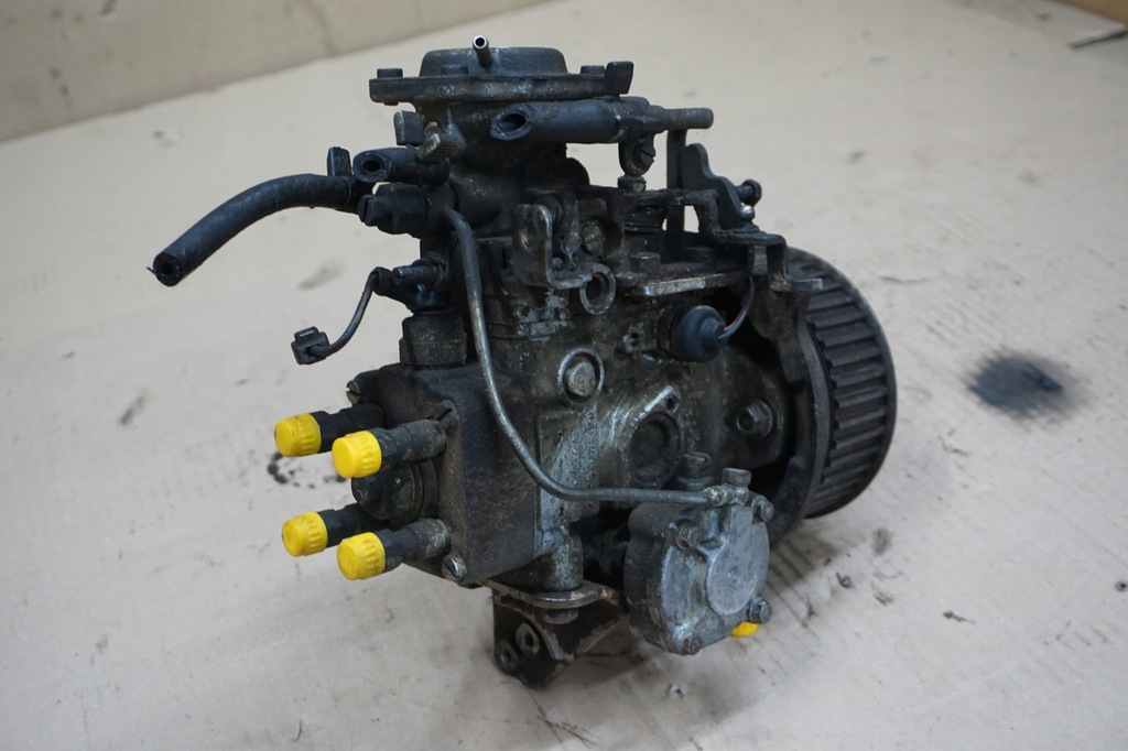 фото №13, Isuzu trooper насос впрыскная 2,2 td ,,c223" 84-91r